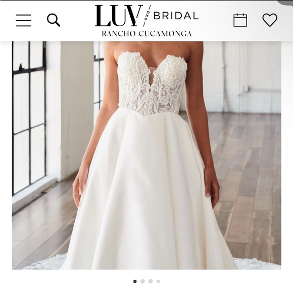 Beautiful Wedding Ball Gown Looking for a Princess - Picture 8 of 14